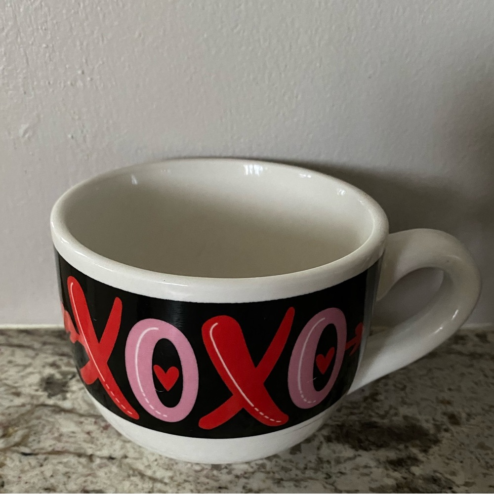 XOXO Valentines Day Mug